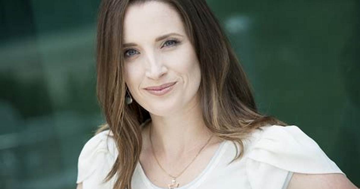 Emily Dunn Net Worth, Age, Height, Bio, Birthday, Wiki!