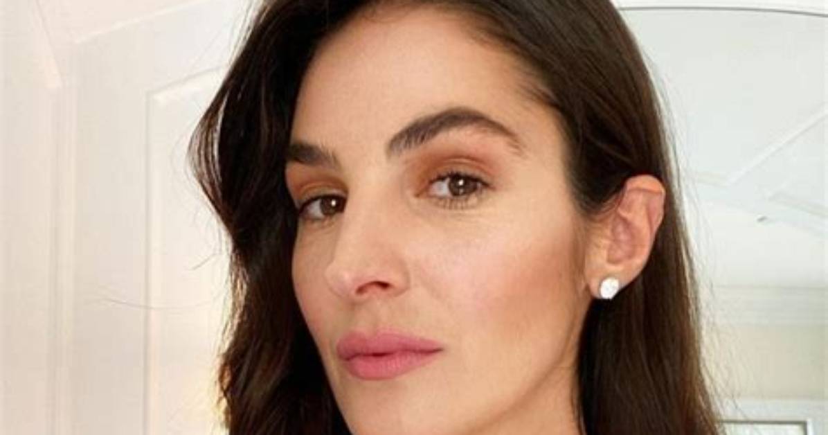 Emina Cunmulaj Net Worth, Age, Height, Bio, Birthday, Wiki!