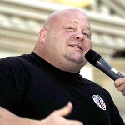 Eric Esch Net Worth, Age, Height, Bio, Birthday, Wiki!