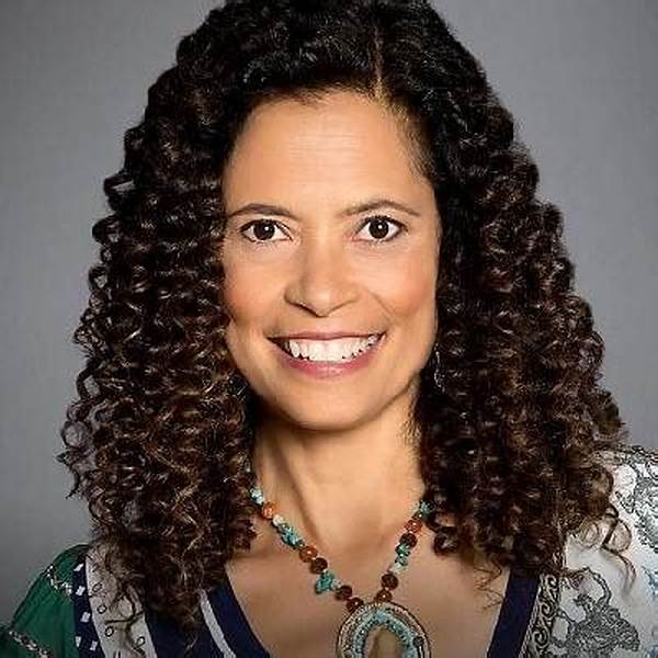 Erica Gimpel Net Worth, Age, Height, Bio, Birthday, Wiki!