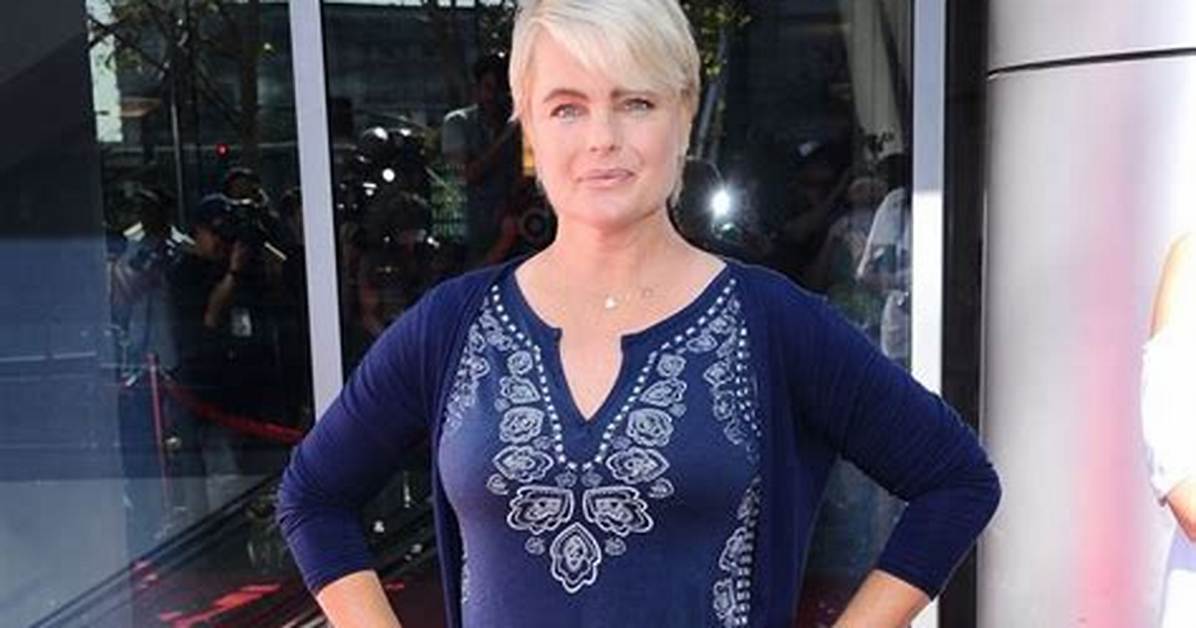 Erika Eleniak - Net Worth, Age, Height, Birthday, Bio, Wiki!