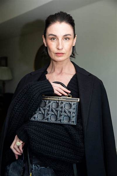 Erin O'connor Net Worth 2024, Age, Height, Bio, Birthday, Wiki!