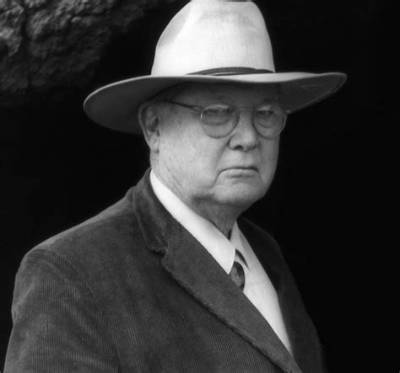 Erle Stanley Gardner - Net Worth, Age, Height, Birthday, Bio, Wiki!