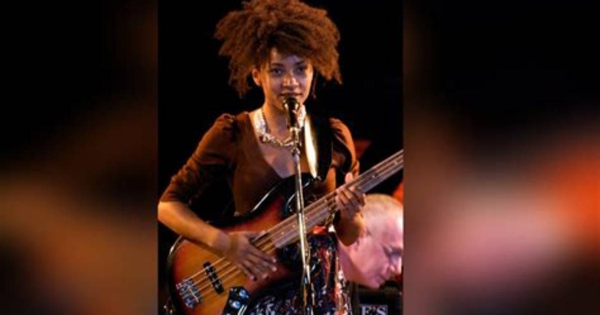 Esperanza Spalding - Net Worth, Age, Height, Birthday, Bio, Wiki!