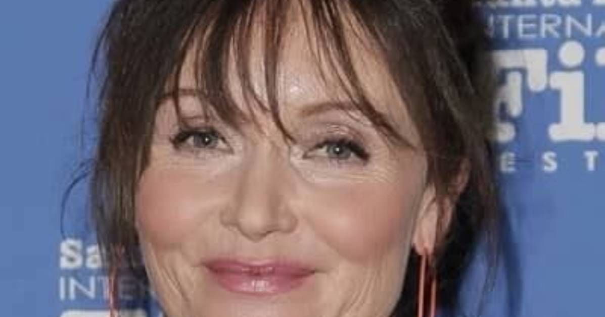 Essie Davis Net Worth, Age, Height, Bio, Birthday, Wiki!