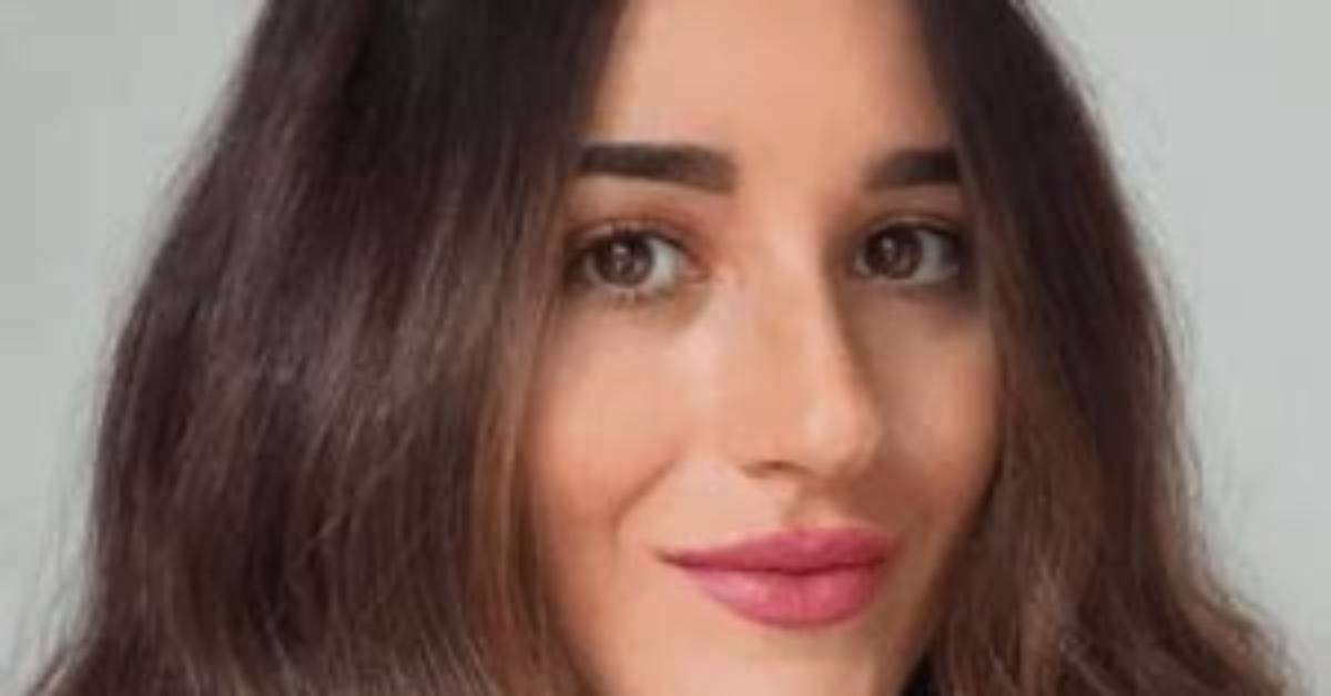 Esther Santer - Net Worth, Age, Height, Birthday, Bio, Wiki!
