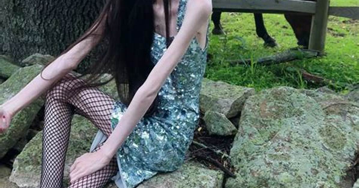 Eugenia Cooney Net Worth, Age, Height, Bio, Birthday, Wiki!