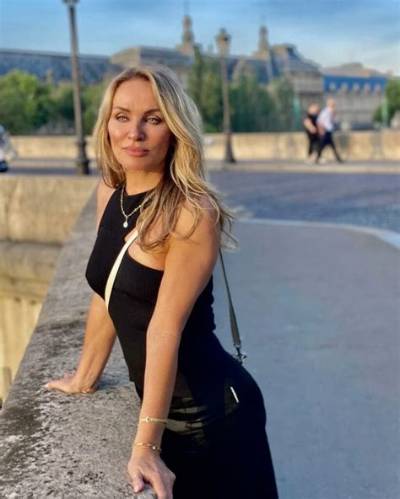 Eva Halina Rich - Net Worth, Age, Height, Birthday, Bio, Wiki!