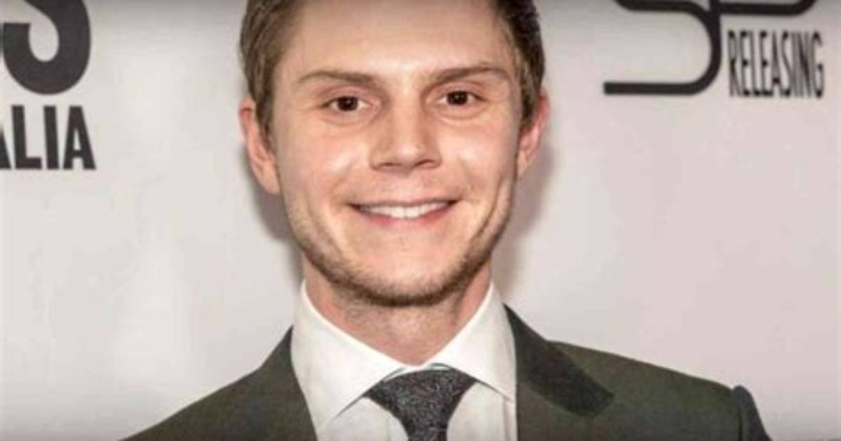 Evan Moore - Net Worth, Age, Height, Birthday, Bio, Wiki!
