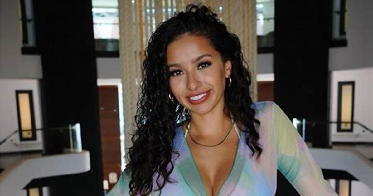 Evangelina Salazar - Net Worth, Age, Height, Birthday, Bio, Wiki!