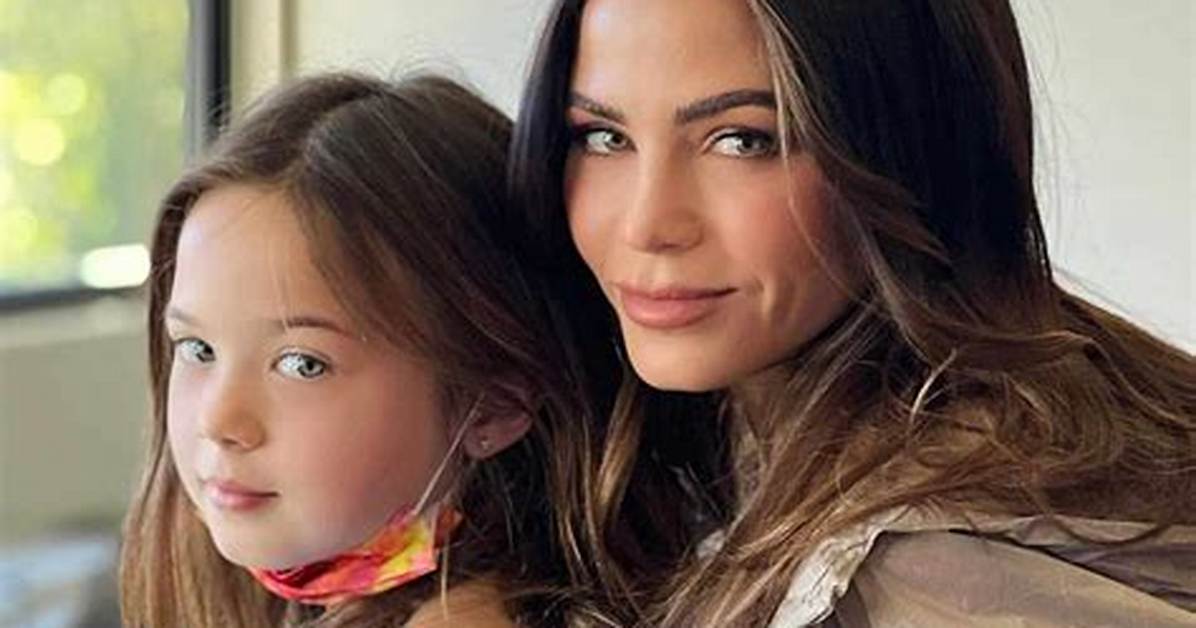 Everly Tatum - Net Worth, Age, Height, Birthday, Bio, Wiki!