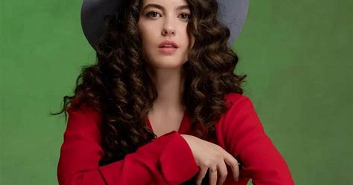 Ezgi Senler - Net Worth, Age, Height, Birthday, Bio, Wiki!