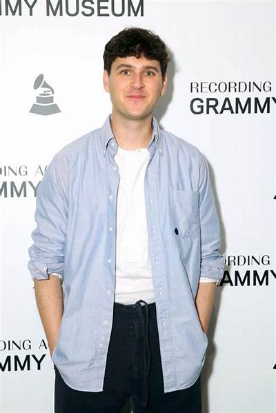 Ezra Koenig - Net Worth, Age, Height, Birthday, Bio, Wiki!