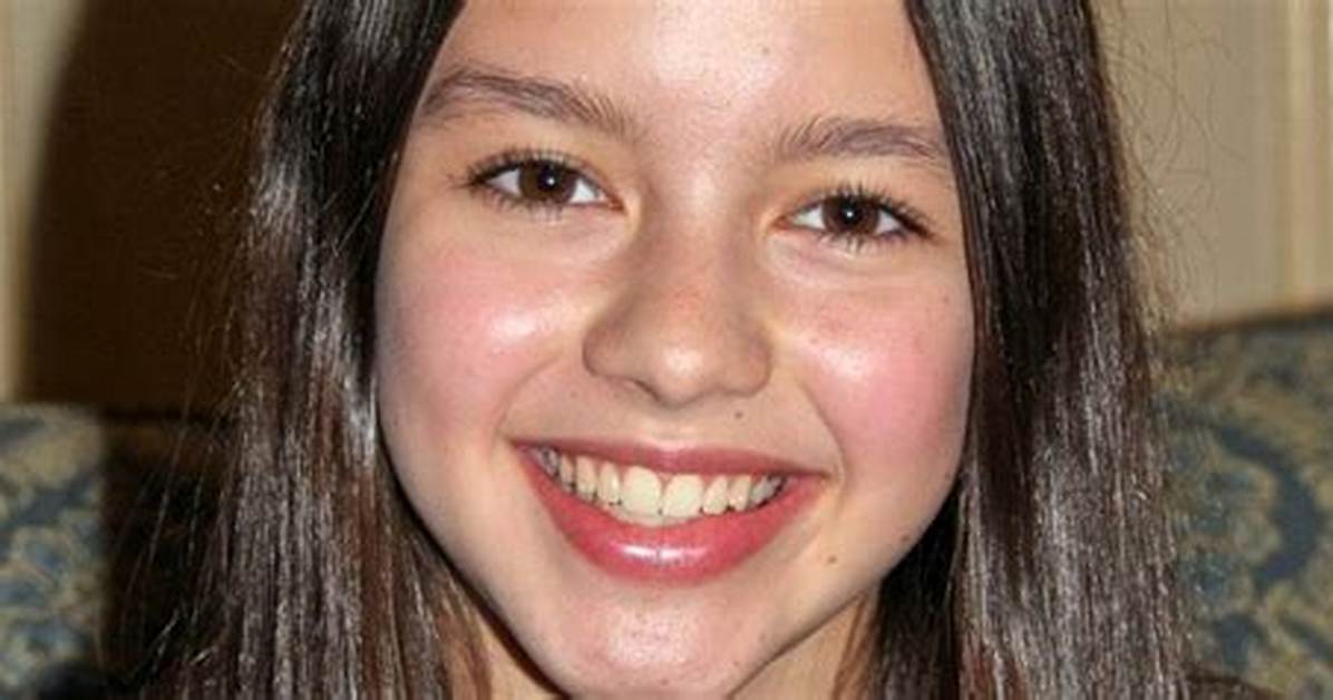 F%C3%A1Tima Ptacek Net Worth Age Height Bio 400. Jpg