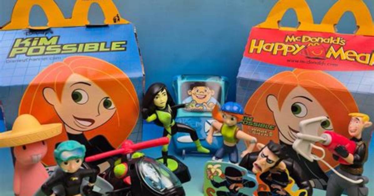 Fast Food Toy Reviews - Net Worth, Age, Height, Birthday, Bio, Wiki!
