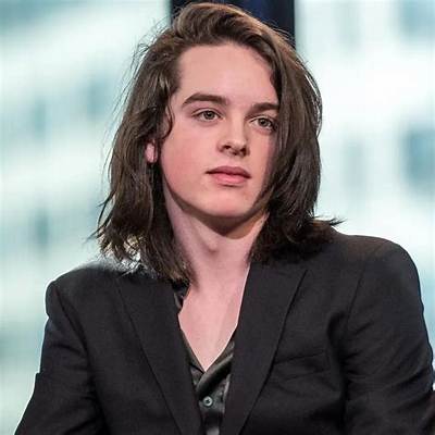 Ferdia Walsh-Peelo Net Worth, Age, Height, Bio, Birthday, Wiki!