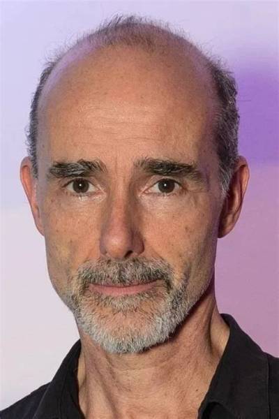 Finbar Lynch Net Worth, Age, Height, Bio, Birthday, Wiki!