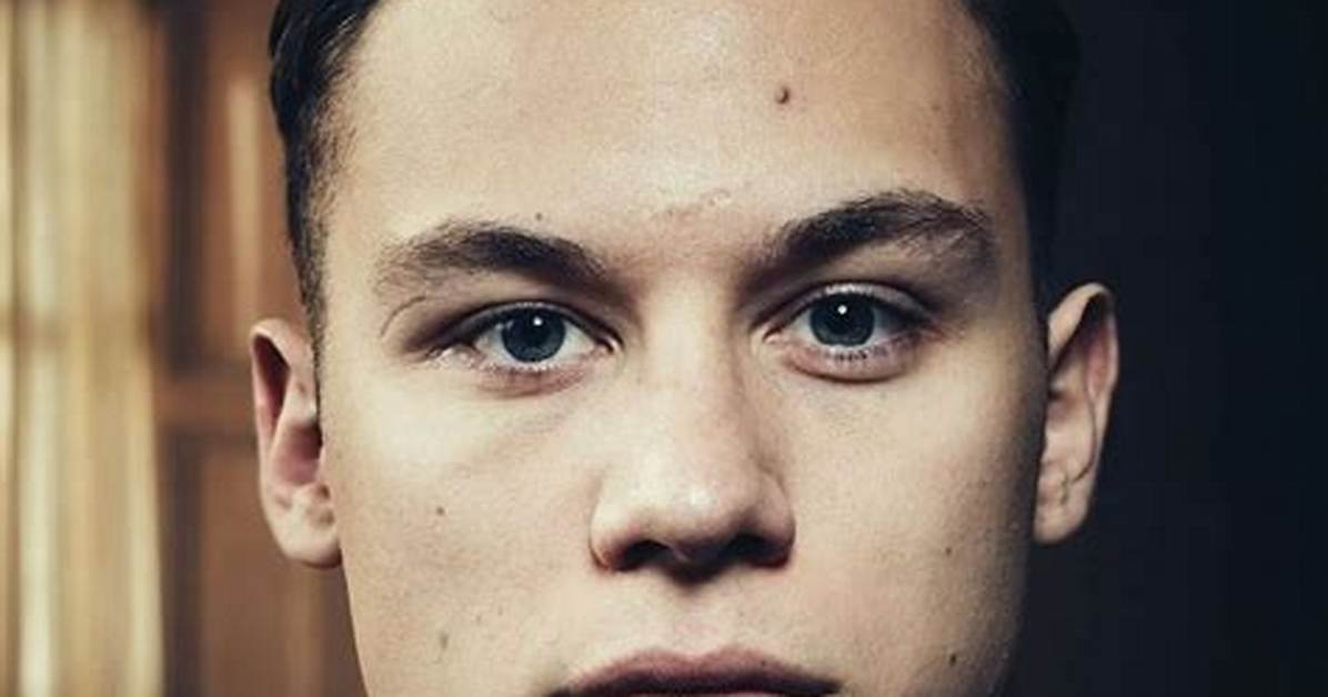Finn Cole Net Worth 2024, Age, Height, Bio, Birthday, Wiki!