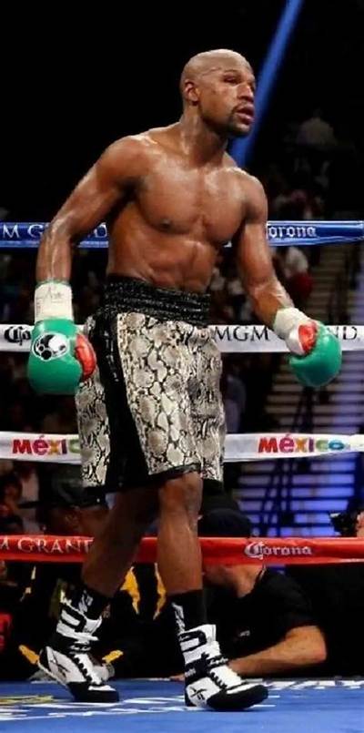Floyd Mayweather Net Worth, Age, Height, Bio, Birthday, Wiki!