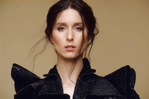 Francisca Valenzuela - Net Worth, Age, Height, Birthday, Bio, Wiki!