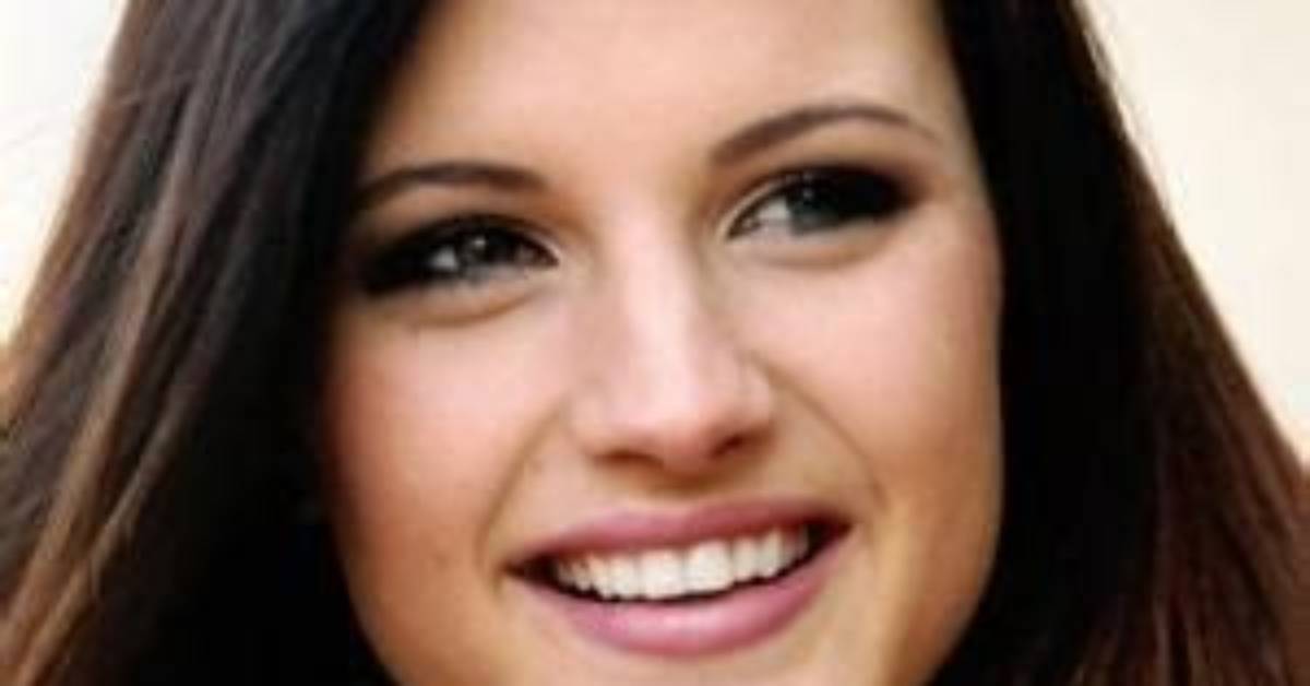 Franja Du Plessis - Net Worth, Age, Height, Birthday, Bio, Wiki!