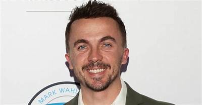 Frankie Muniz Net Worth, Age, Height, Bio, Birthday, Wiki!