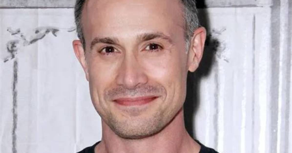 Freddie Prinze Jr. Net Worth, Age, Height, Bio, Birthday, Wiki!