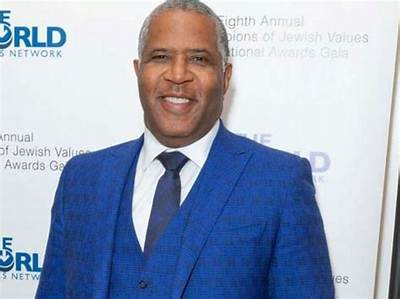 Frederick Smith Net Worth, Age, Height, Bio, Birthday, Wiki!