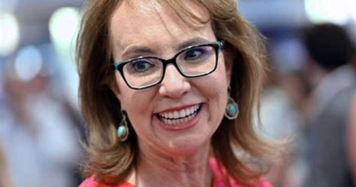 Gabby Giffords Net Worth, Age, Height, Bio, Birthday, Wiki!