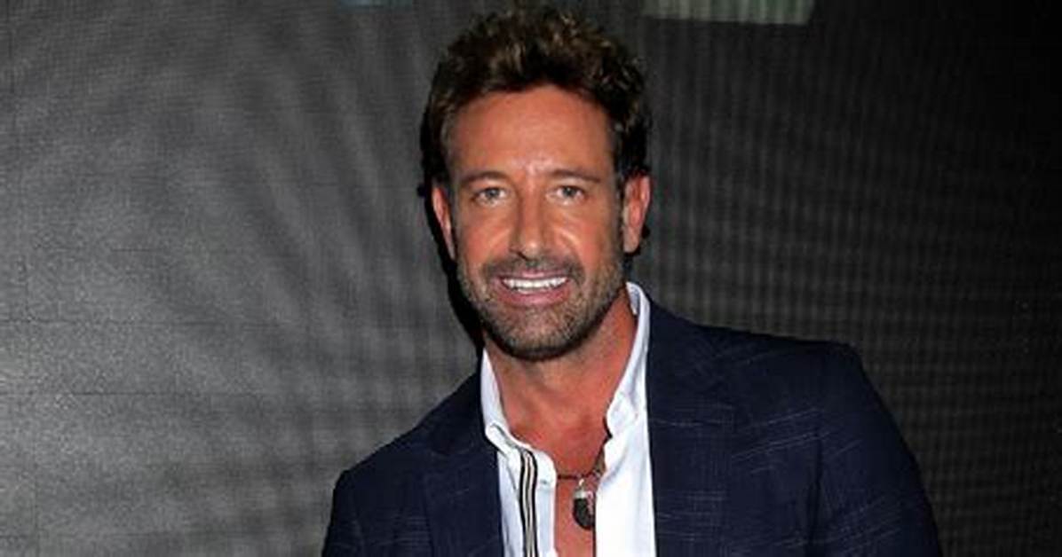 Gabriel Soto Net Worth, Age, Height, Bio, Birthday, Wiki!