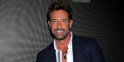 Gabriel Soto Net Worth, Age, Height, Bio, Birthday, Wiki!