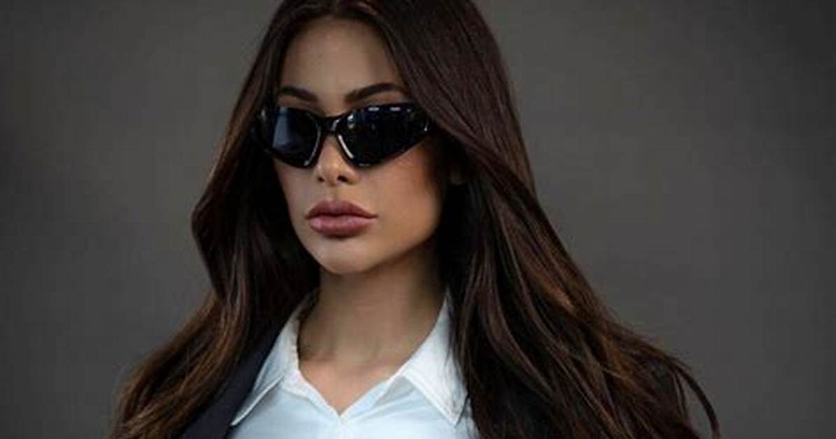 Gabriela Villalba - Net Worth, Age, Height, Birthday, Bio, Wiki!
