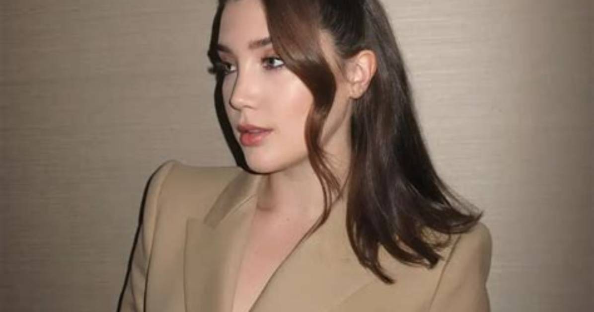 Gaia Romilly Wise Net Worth, Age, Height, Bio, Birthday, Wiki!