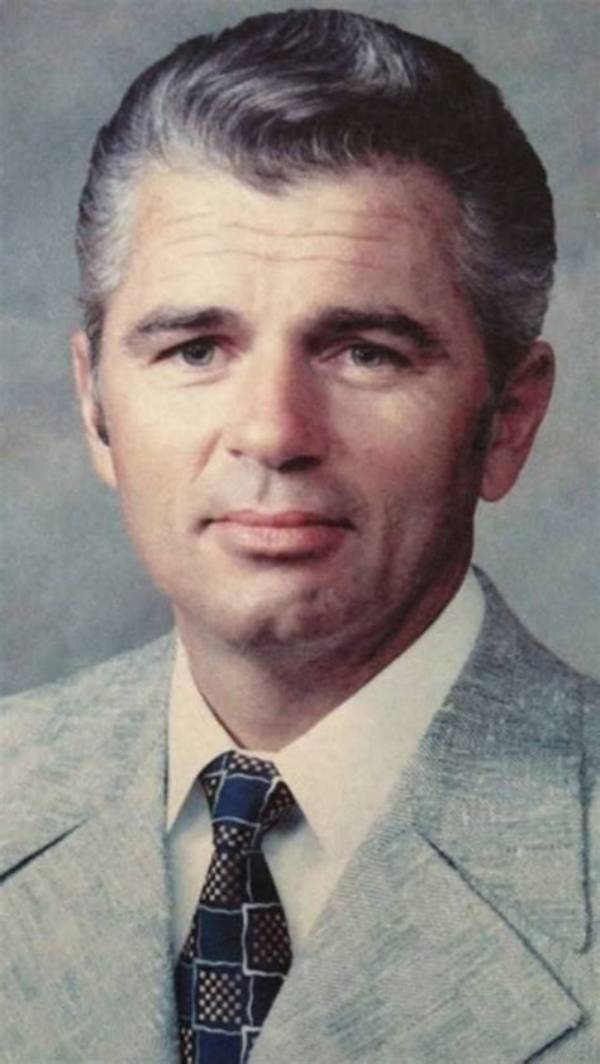 Garner Ted Armstrong - Net Worth, Age, Height, Birthday, Bio, Wiki!