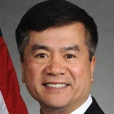 Gary Locke - Net Worth, Age, Height, Birthday, Bio, Wiki!