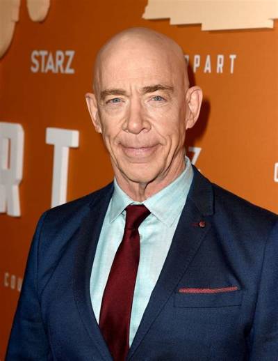 Gary Simmons Net Worth 2024, Age, Height, Bio, Birthday, Wiki!