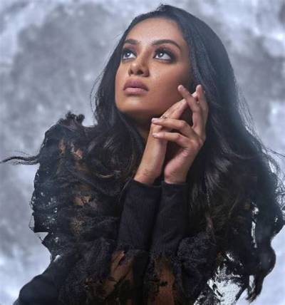Gauthami Nair - Net Worth, Age, Height, Birthday, Bio, Wiki!