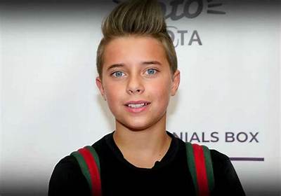 Gavin Magnus Net Worth, Age, Height, Bio, Birthday, Wiki!