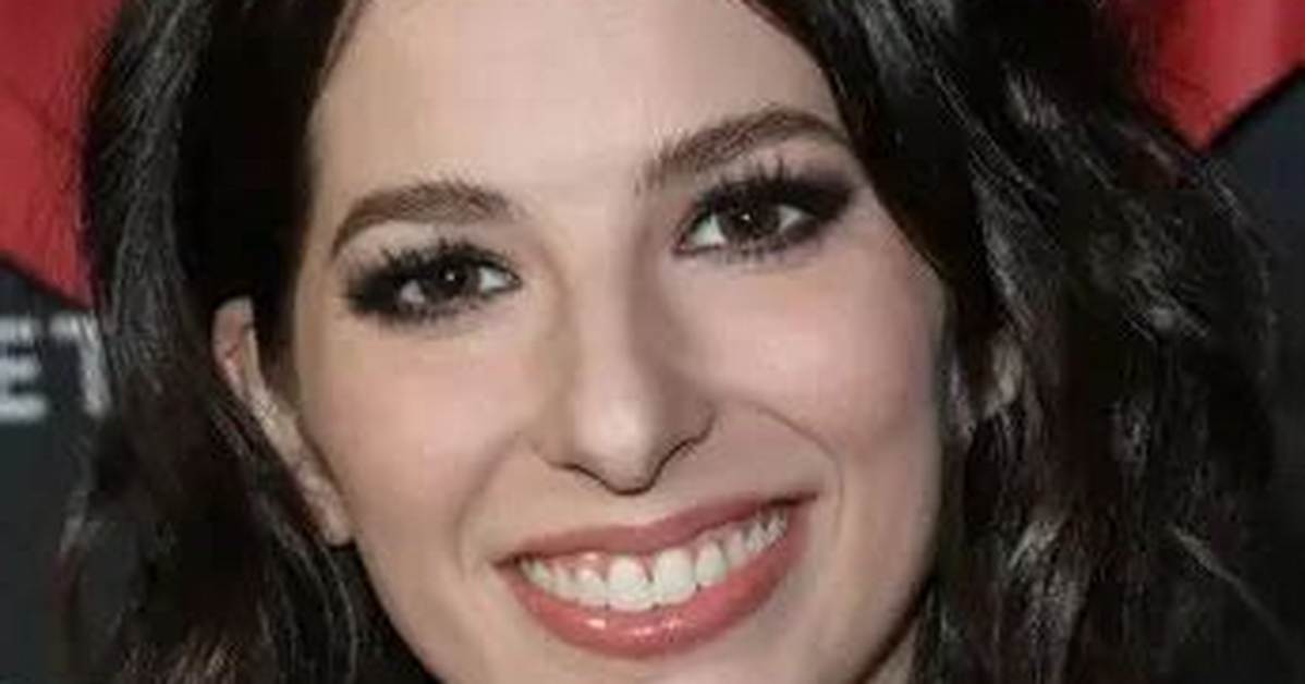 Genevieve Buechner - Net Worth, Age, Height, Birthday, Bio, Wiki!