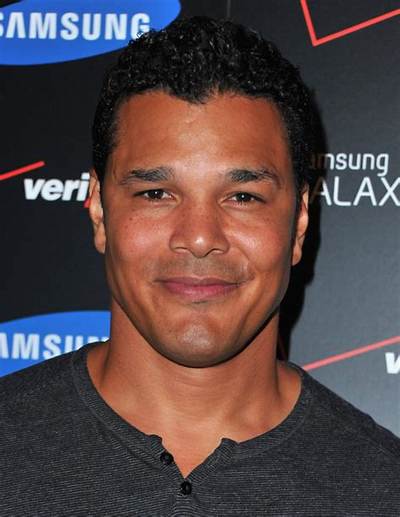 Geno Segers - Net Worth, Age, Height, Birthday, Bio, Wiki!