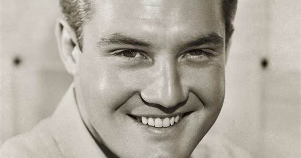 George Reeves Net Worth, Age, Height, Bio, Birthday, Wiki!
