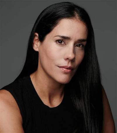Gianella Neyra - Net Worth, Age, Height, Birthday, Bio, Wiki!