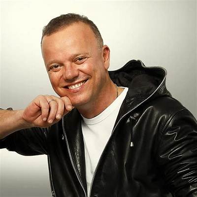 Gigi D'alessio - Net Worth, Age, Height, Birthday, Bio, Wiki!