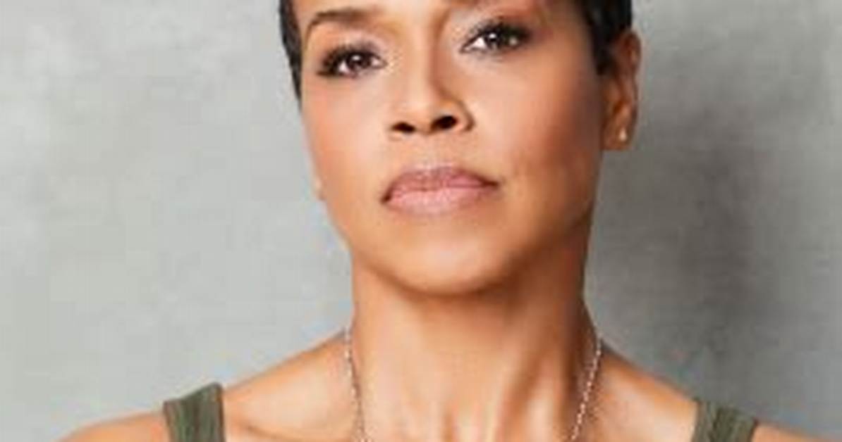 Gillian Iliana White Net Worth, Age, Height, Bio, Birthday, Wiki!