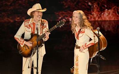 Gillian Welch Net Worth 2024, Age, Height, Bio, Birthday, Wiki!