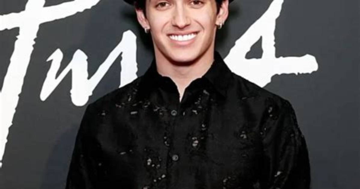 Gino Cosculluela Net Worth, Age, Height, Bio, Birthday, Wiki!