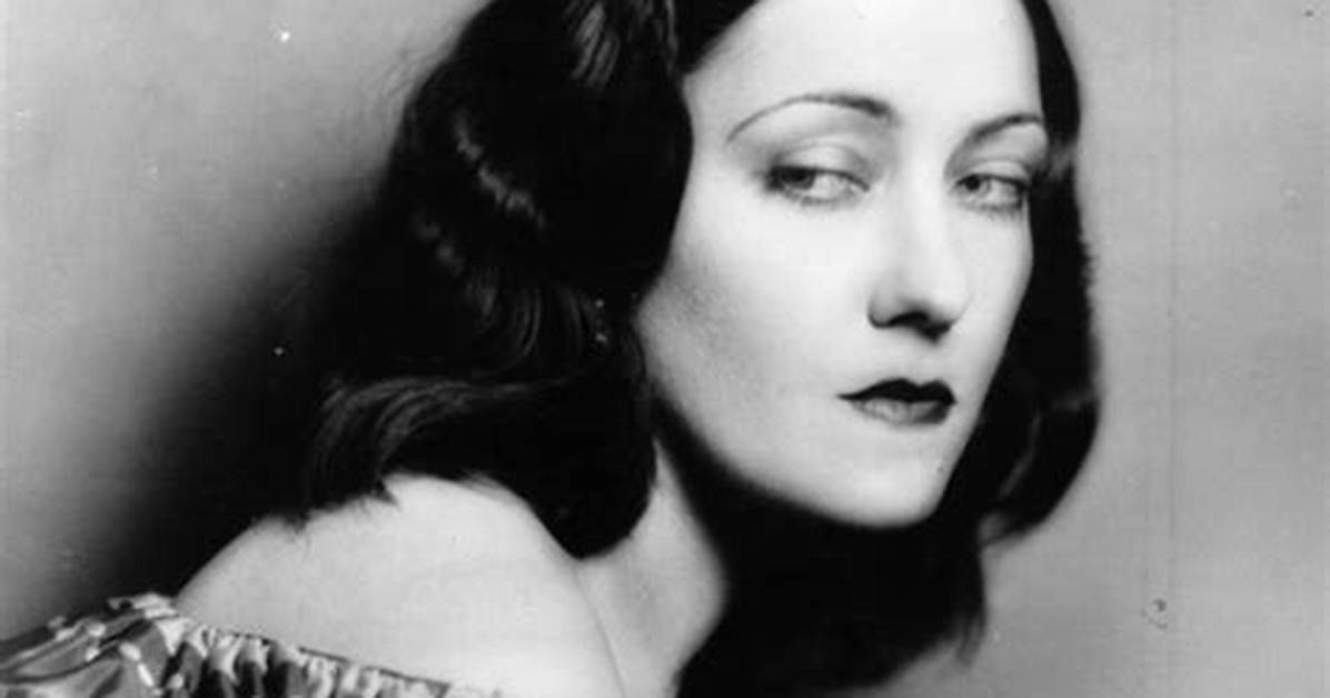 Gloria Swanson Net Worth, Age, Height, Bio, Birthday, Wiki!