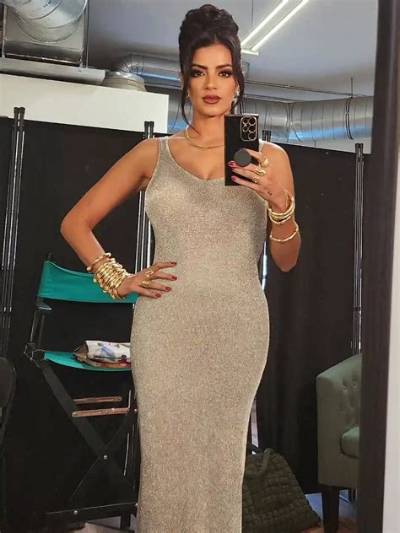 Golnesa Gharachedaghi Net Worth, Age, Height, Bio, Birthday, Wiki!