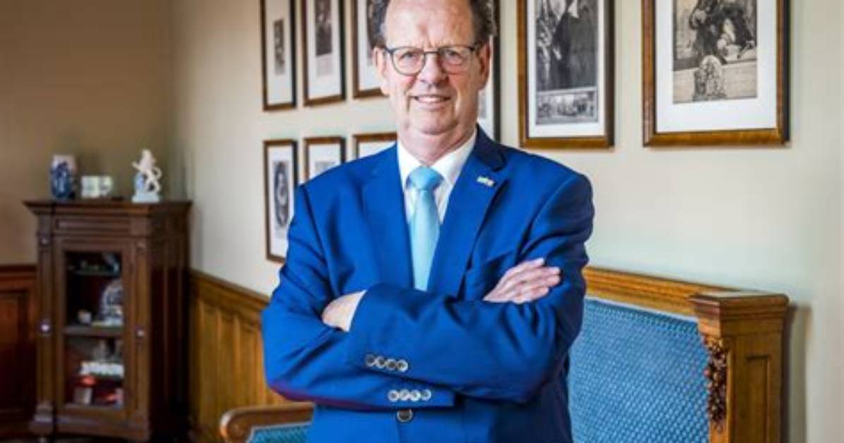 Gom Van Strien - Net Worth, Age, Height, Birthday, Bio, Wiki!