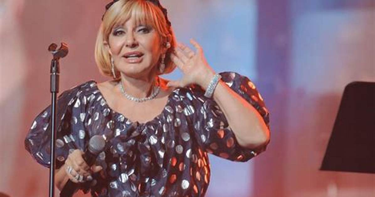 Googoosh Net Worth, Age, Height, Bio, Birthday, Wiki!